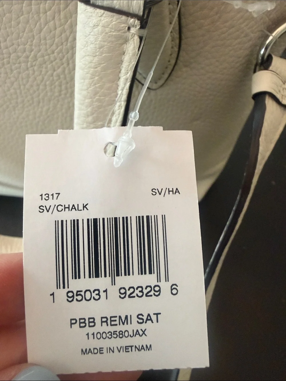 NWT Coach Pebbled Leather Shoulder Bag in Chalk